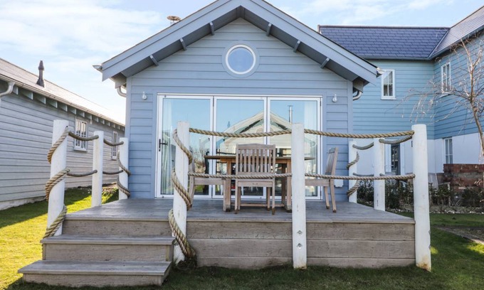 Filey Cottage | Cabin ∙ 2 bedrooms ∙ 4 guests