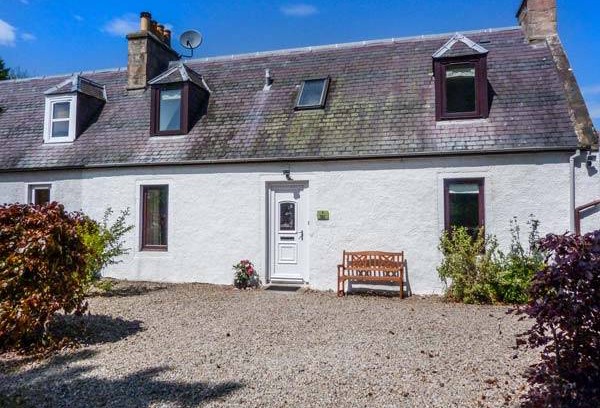 Nairn Cottage | Cabin ∙ 2 bedrooms ∙ 4 guests