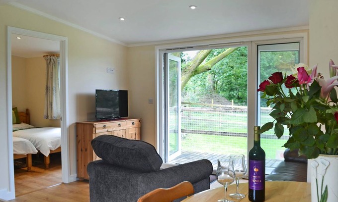 Llandeilo Cottage | Cabin ∙ 2 bedrooms ∙ 4 guests