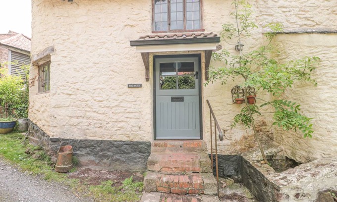 Fiddington Cottage | Cabin ∙ 2 bedrooms ∙ 4 guests