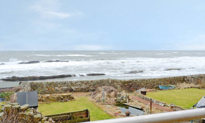 Cellardyke Cottage | Cabin ∙ 2 bedrooms ∙ 4 guests