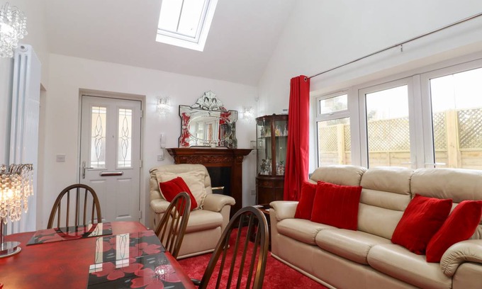 Herne Bay Cottage | Cabin ∙ 2 bedrooms ∙ 3 guests