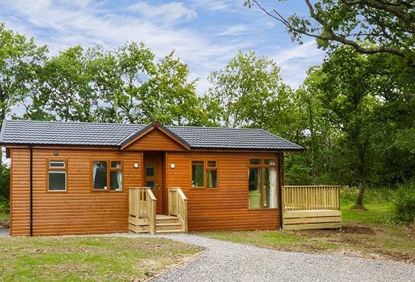 Black Torrington Cottage | Cabin ∙ 2 bedrooms ∙ 4 guests