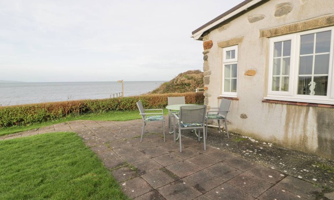 Llanddona Cottage | Cabin ∙ 2 bedrooms ∙ 4 guests