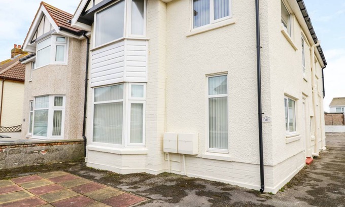 Llandudno Cottage | Cabin ∙ 2 bedrooms ∙ 4 guests