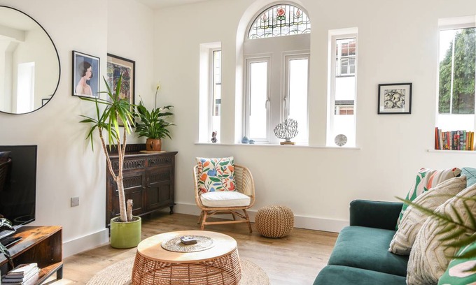 Lyme Regis Cottage | Cabin ∙ 2 bedrooms ∙ 4 guests
