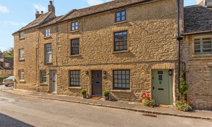Northleach Cottage | Cabin ∙ 2 bedrooms ∙ 4 guests