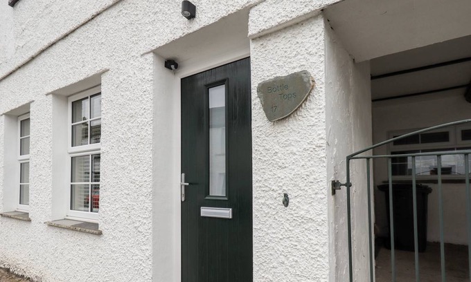 Windermere Cottage | Cabin ∙ 2 bedrooms ∙ 4 guests