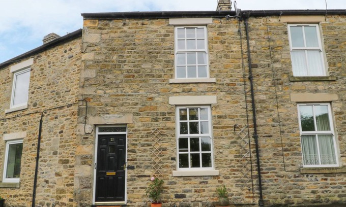 Wolsingham Cottage | Cabin ∙ 2 bedrooms ∙ 3 guests