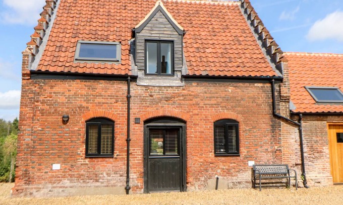 Foxley Cottage | Cabin ∙ 2 bedrooms ∙ 4 guests