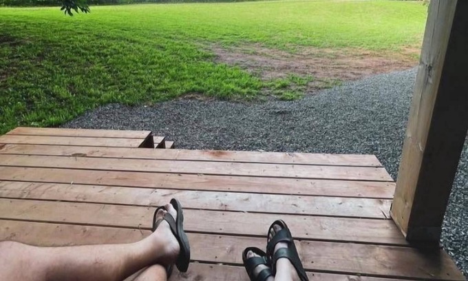 Onslow Cabin | Cabin 2 -Luxury Glamping, Tiny, Cozy, romantic - c/HotTub on Property