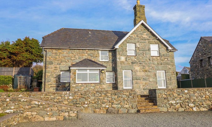 Dyffryn Ardudwy Cottage | Cabin ∙ 3 bedrooms ∙ 6 guests