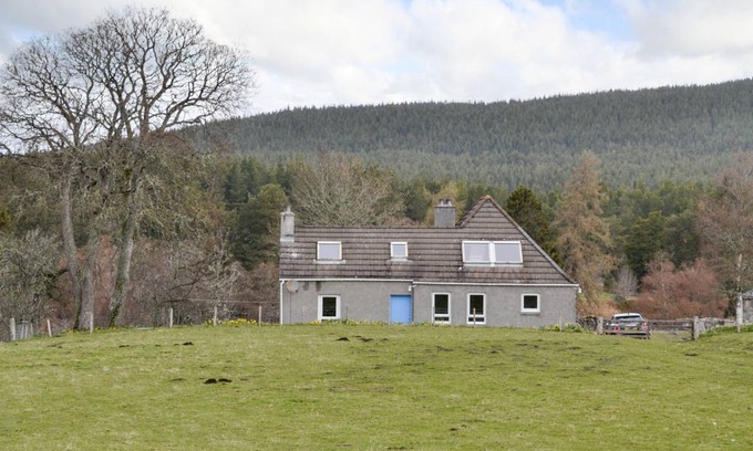 Nethy Bridge Cottage | Cabin ∙ 3 bedrooms ∙ 6 guests