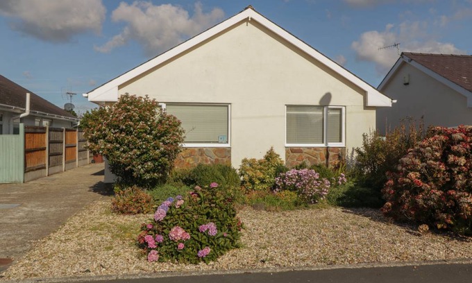 Morfa Bychan Cottage | Cabin ∙ 3 bedrooms ∙ 5 guests