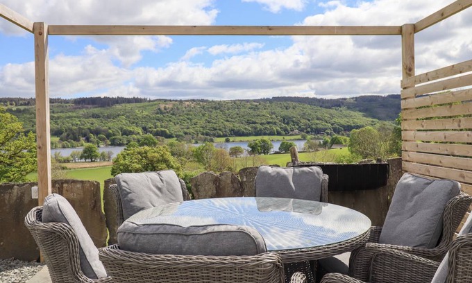 Coniston Cottage | Cabin ∙ 3 bedrooms ∙ 5 guests