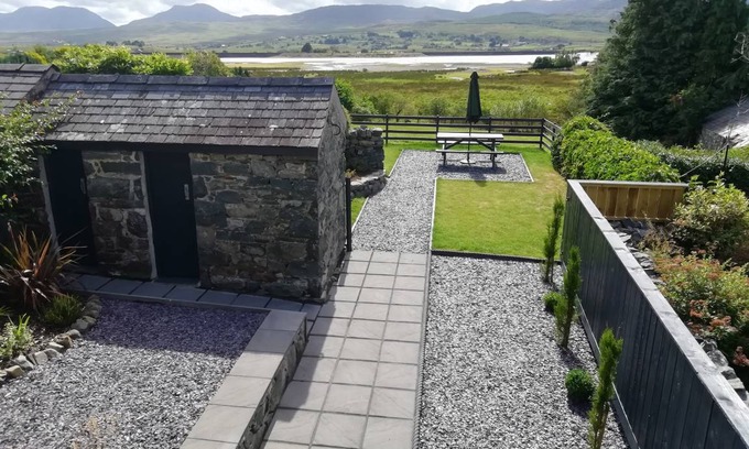 Trawsfynydd Cottage | Cabin ∙ 3 bedrooms ∙ 5 guests