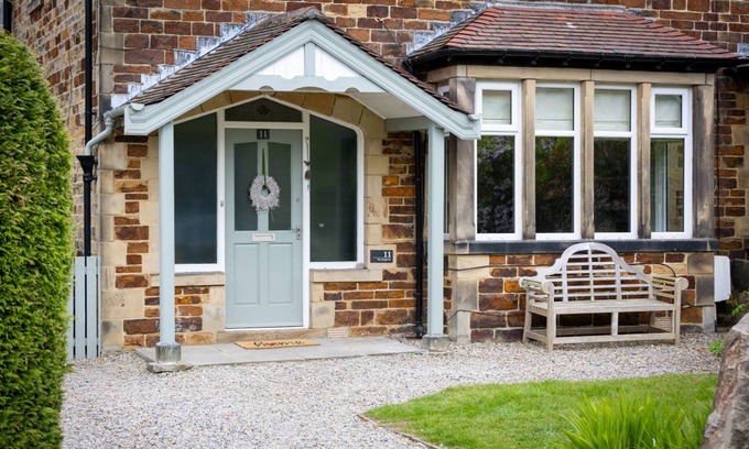 Ilkley Cottage | Cabin ∙ 3 bedrooms ∙ 5 guests