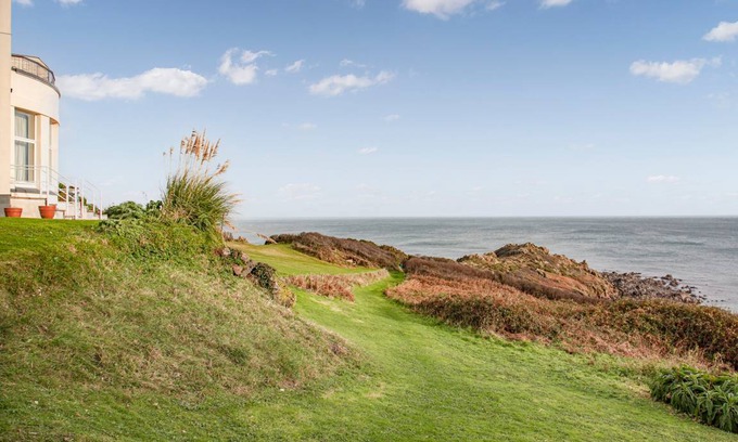 Coverack Cottage | Cabin ∙ 3 bedrooms ∙ 5 guests