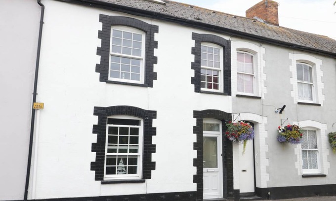Watchet Cottage | Cabin ∙ 3 bedrooms ∙ 5 guests