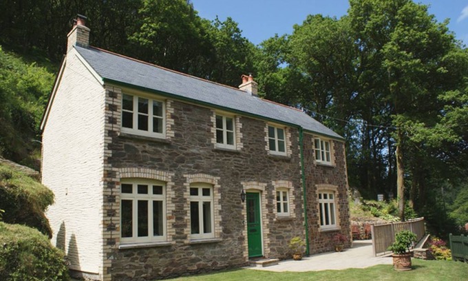 Barbrook Cottage | Cabin ∙ 3 bedrooms ∙ 6 guests