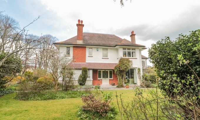 Boscombe Cottage | Cabin ∙ 3 bedrooms ∙ 6 guests