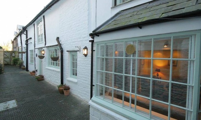 Burford Cottage | Cabin ∙ 3 bedrooms ∙ 6 guests