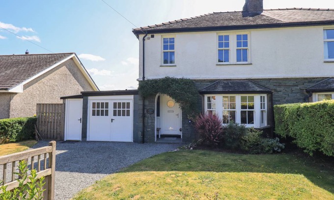 Coniston Cottage | Cabin ∙ 3 bedrooms ∙ 6 guests