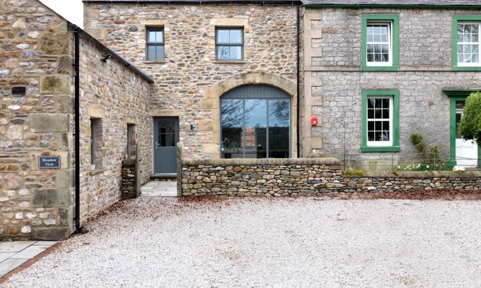 Ingleton Cottage | Cabin ∙ 3 bedrooms ∙ 6 guests