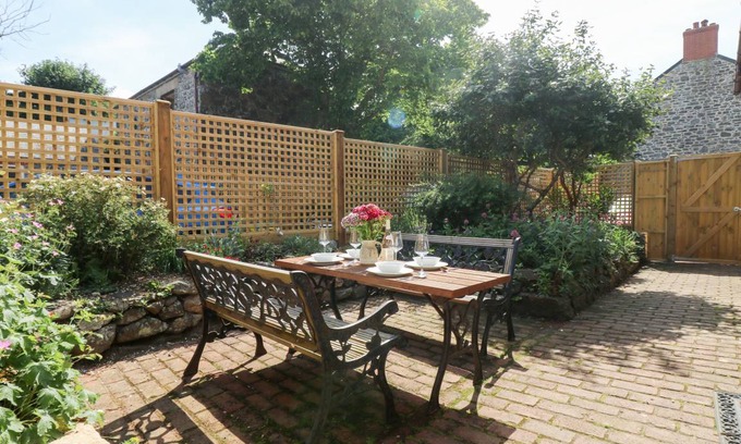 Mullion Cottage | Cabin ∙ 3 bedrooms ∙ 6 guests