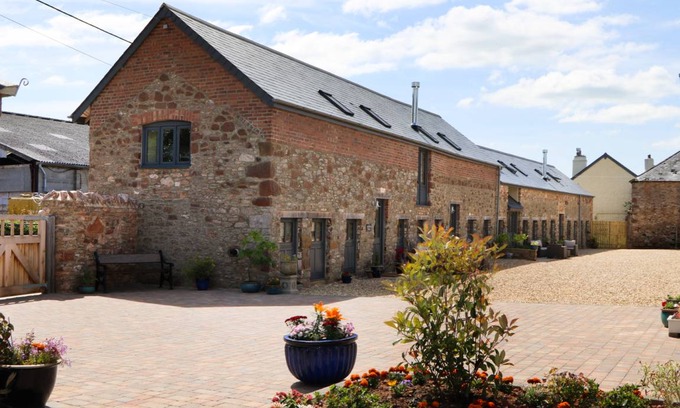 Brixham Cottage | Cabin ∙ 3 bedrooms ∙ 6 guests