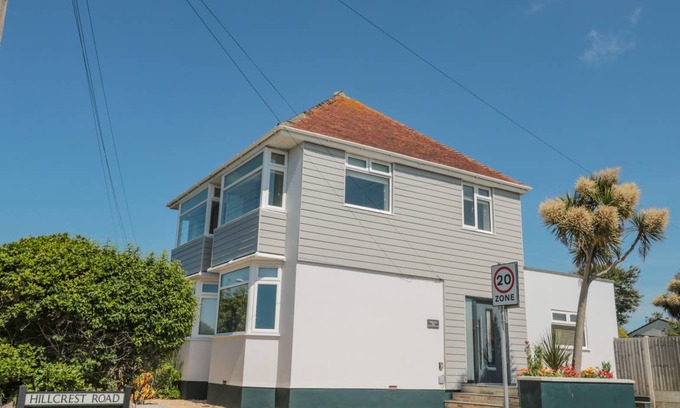 Weymouth Cottage | Cabin ∙ 3 bedrooms ∙ 6 guests