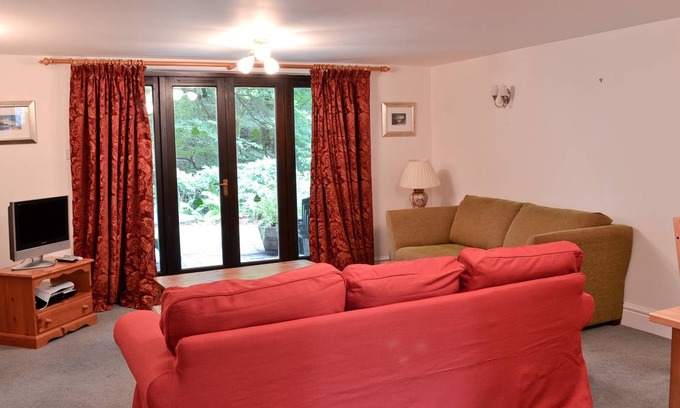 Ambleside Cottage | Cabin ∙ 3 bedrooms ∙ 6 guests