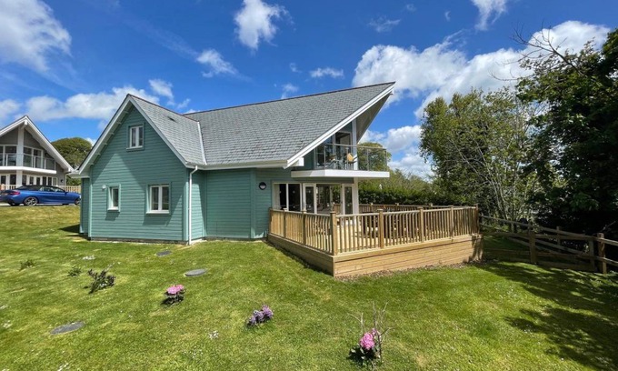 St Austell Cottage | Cabin ∙ 4 bedrooms ∙ 7 guests