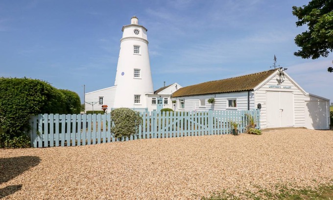 Tilney Fen End Cottage | Cabin ∙ 4 bedrooms ∙ 8 guests