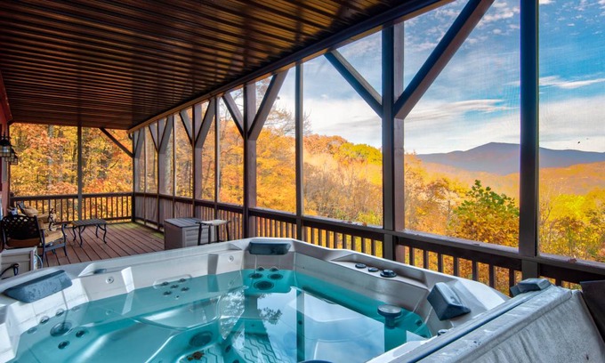 Frank Cabin | Cabin ∙ 4 bedrooms ∙ 14 guests