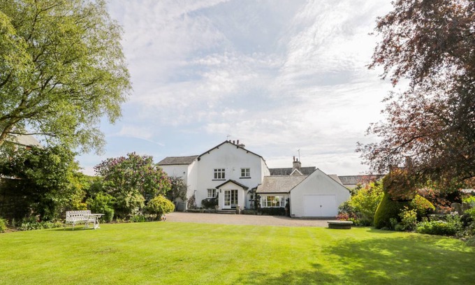 Cartmel Cottage | Cabin ∙ 4 bedrooms ∙ 8 guests