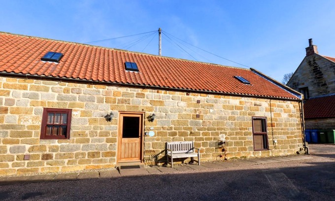 Ellerby Cottage | Cabin ∙ 4 bedrooms ∙ 8 guests