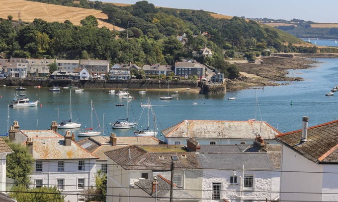 Mylor Churchtown Cottage | Cabin ∙ 4 bedrooms ∙ 8 guests