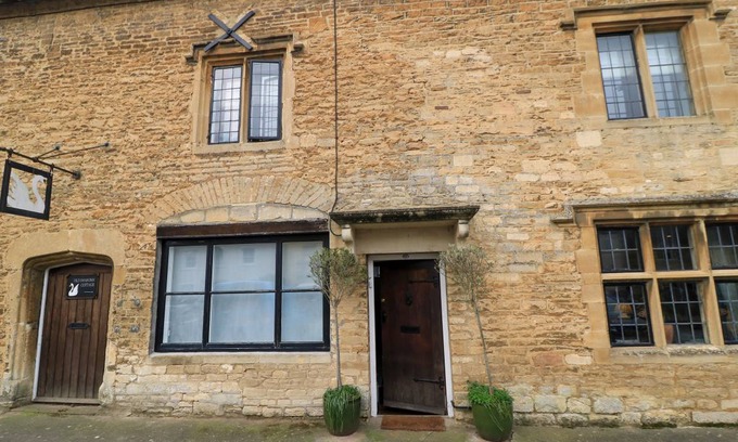 Sherston Cottage | Cabin ∙ 4 bedrooms ∙ 8 guests