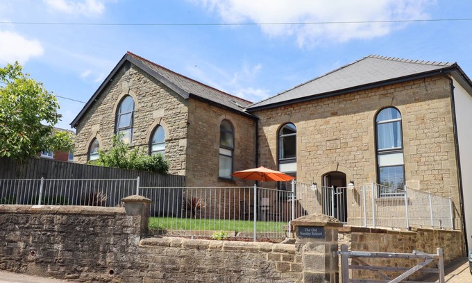 Lydney Cottage | Cabin ∙ 4 bedrooms ∙ 8 guests