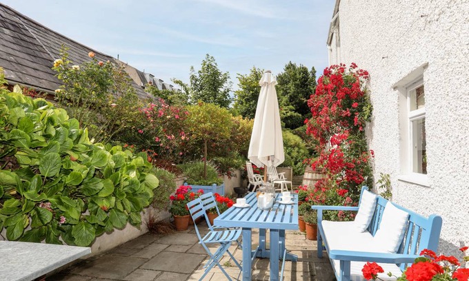 Beaumaris Cottage | Cabin ∙ 4 bedrooms ∙ 8 guests