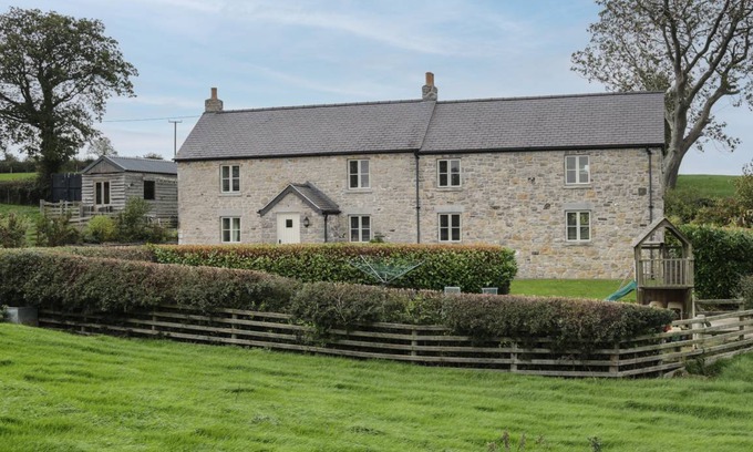 Llannefydd Cottage | Cabin ∙ 4 bedrooms ∙ 8 guests