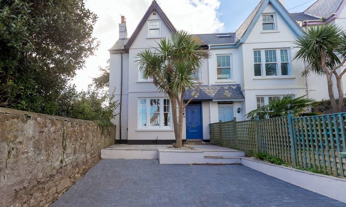 St Ives Cottage | Cabin ∙ 4 bedrooms ∙ 8 guests