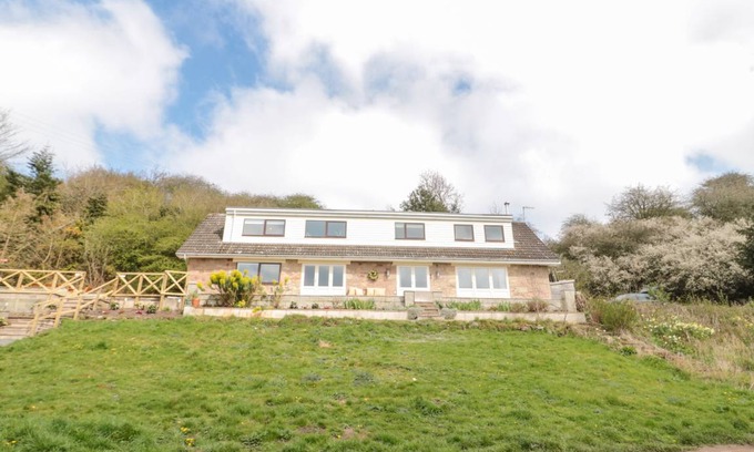 Berwick-upon-Tweed Cottage | Cabin ∙ 4 bedrooms ∙ 8 guests