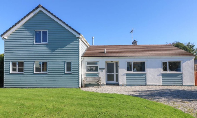 Saint Gennys Cottage | Cabin ∙ 5 bedrooms ∙ 10 guests
