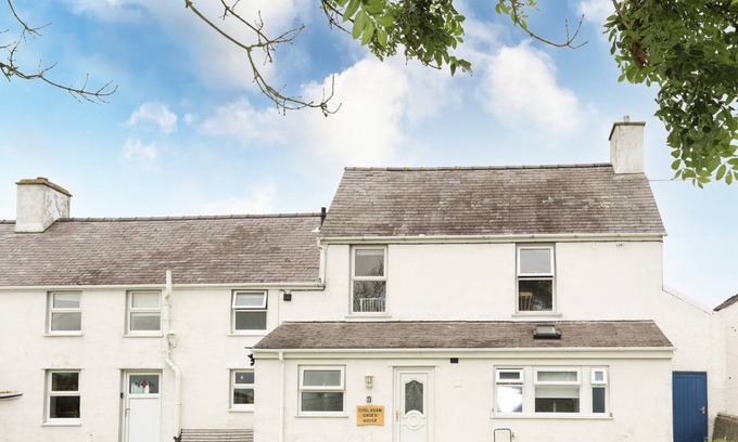 Holyhead Cottage | Cabin ∙ 5 bedrooms ∙ 10 guests