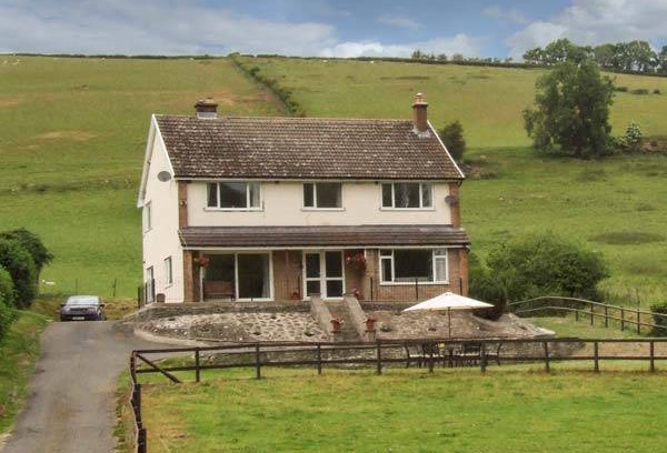 Knighton Cottage | Cabin ∙ 5 bedrooms ∙ 10 guests