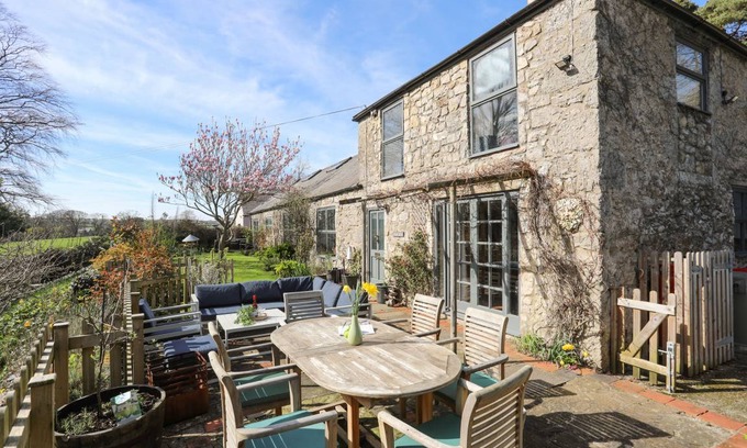 Beaumaris Cottage | Cabin ∙ 5 bedrooms ∙ 10 guests