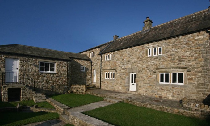 Fremington Cottage | Cabin ∙ 5 bedrooms ∙ 10 guests