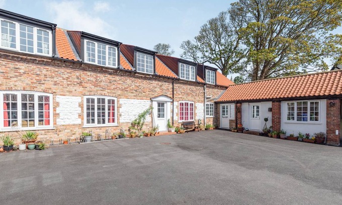 Bridlington Cottage | Cabin ∙ 5 bedrooms ∙ 12 guests